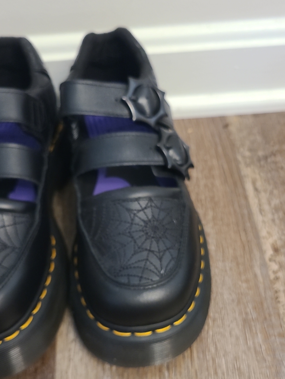 Dr Martens Buzz Mary Jane Wednesday - Picture 5 of 9